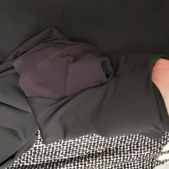 Lululemon Tight-Fit Lined Long Sleeve Shirts - Picture 9 of 12